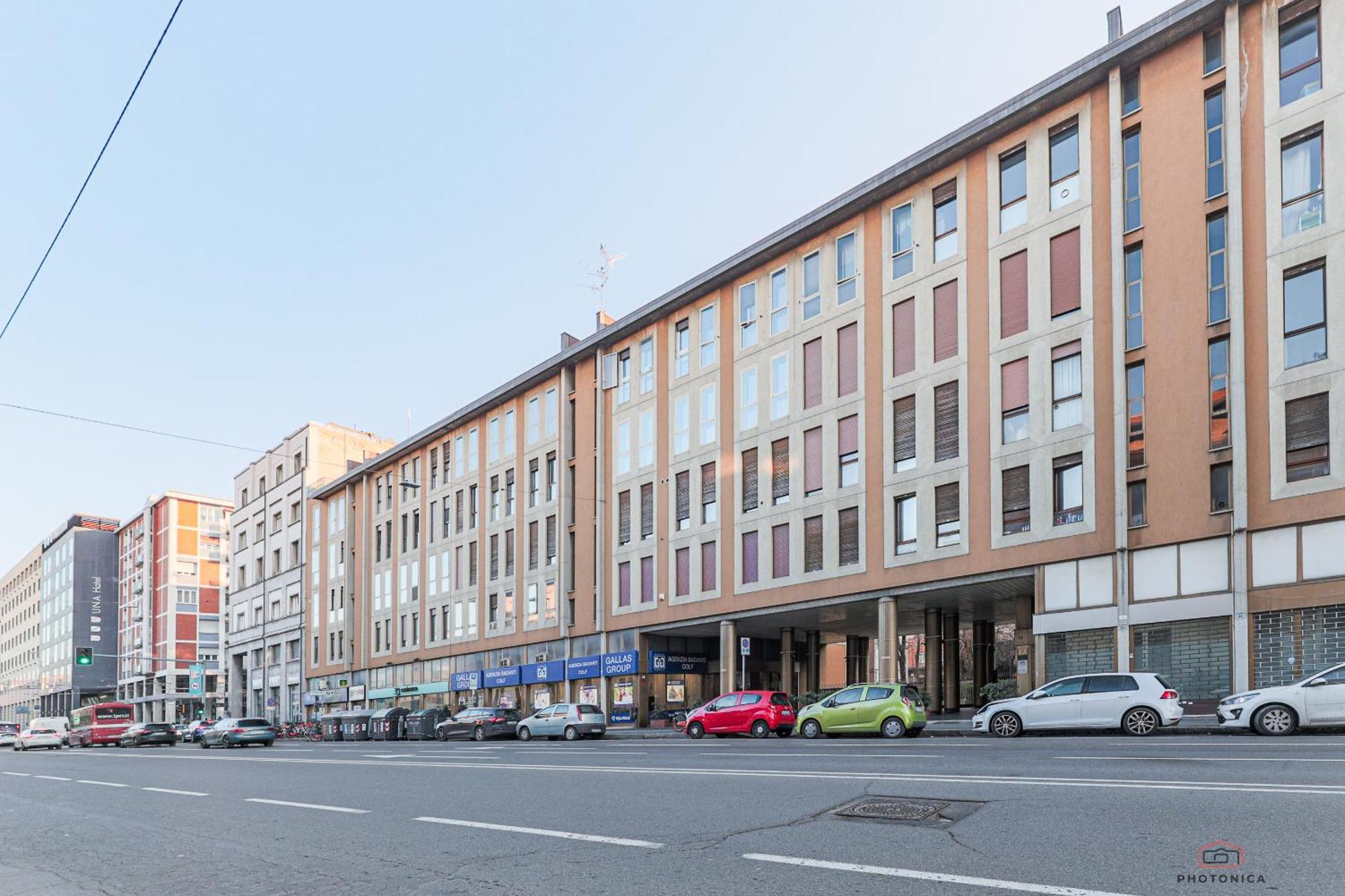 Front Station Apartment - Stazione Centrale Di Bolonha Exterior foto
